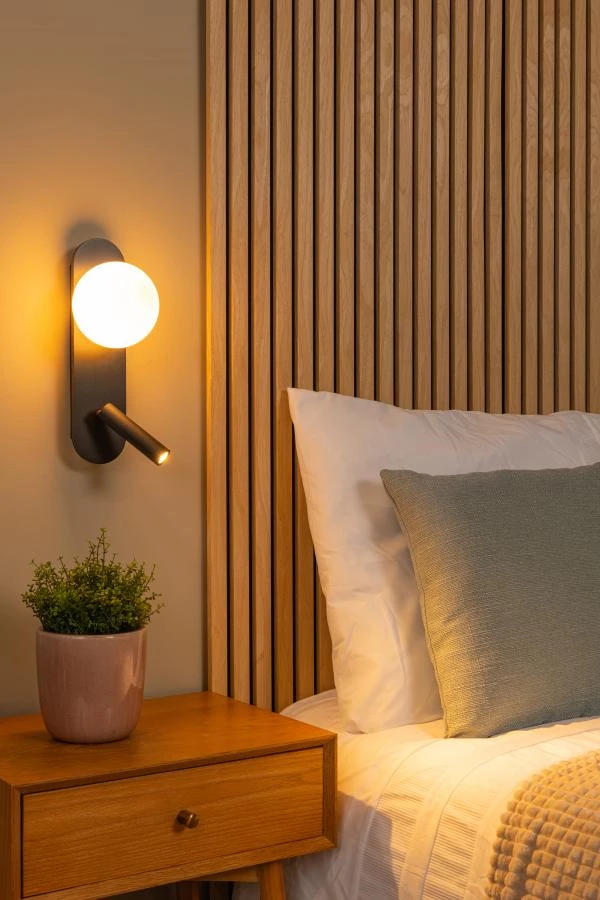 Lucide KELLY - Lámpara de cabecera / Lámpara de pared - LED - 1x3,5W 3000K - Negro - ambiente 1